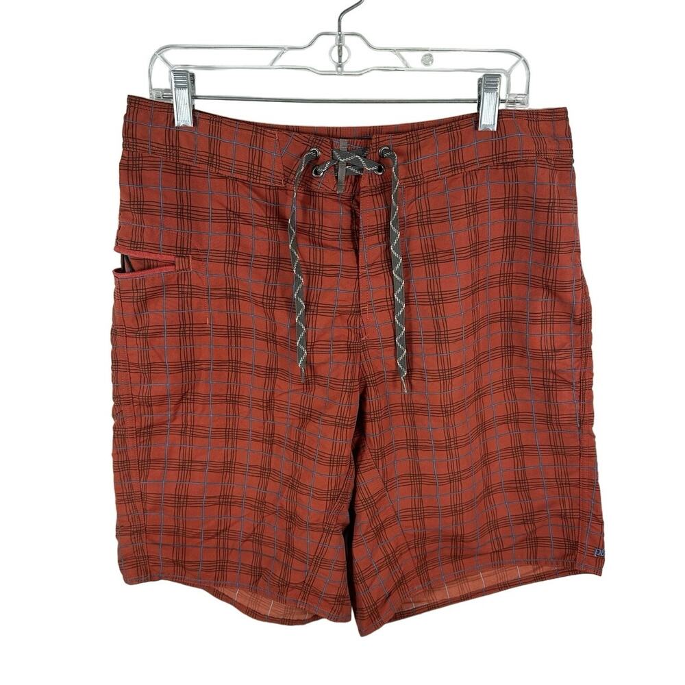 Patagonia Wavefarer Board Shorts Brick Red Plaid Size 32 Mens